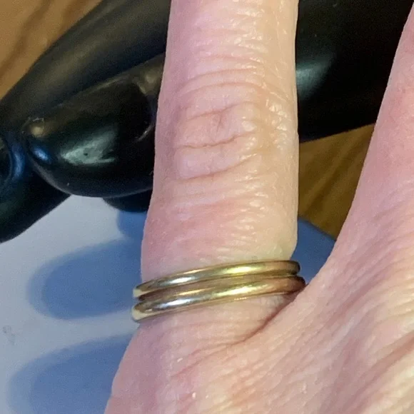 14K Gold Women's Ring Set. Stacker rings! - Picture 6 of 10